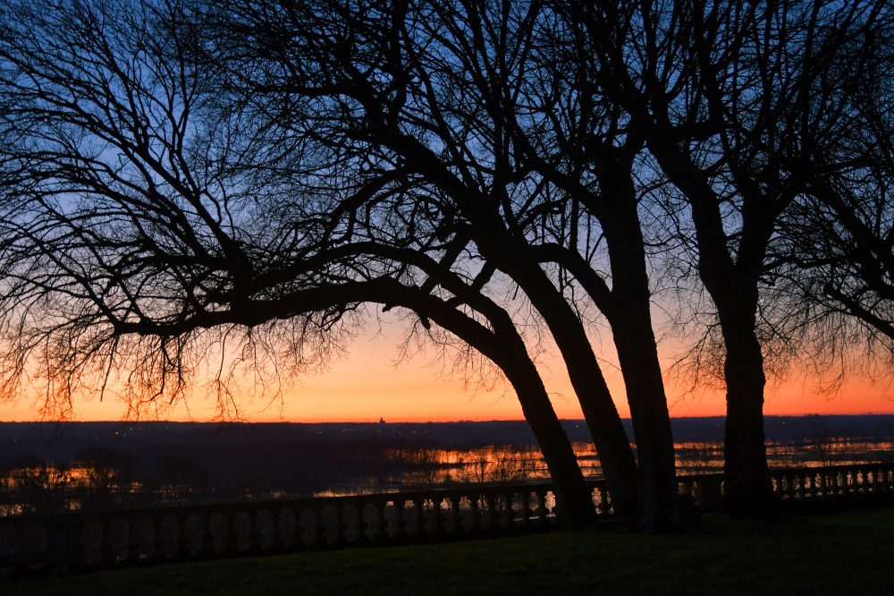 Photo du parc de Taillebourg au coucher du soleil